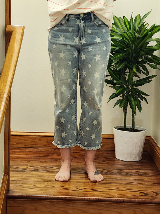 Judy Blue Star Cropped pants