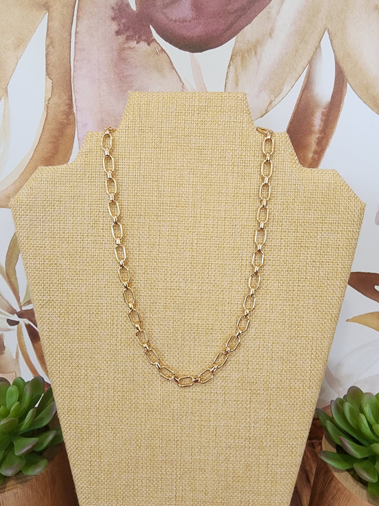 Load image into Gallery viewer, Gold Link Chain Choker Style
