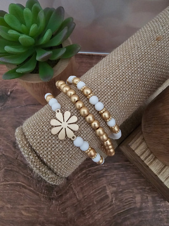 Load image into Gallery viewer, White &amp;amp; Gold Flower Bracelets
