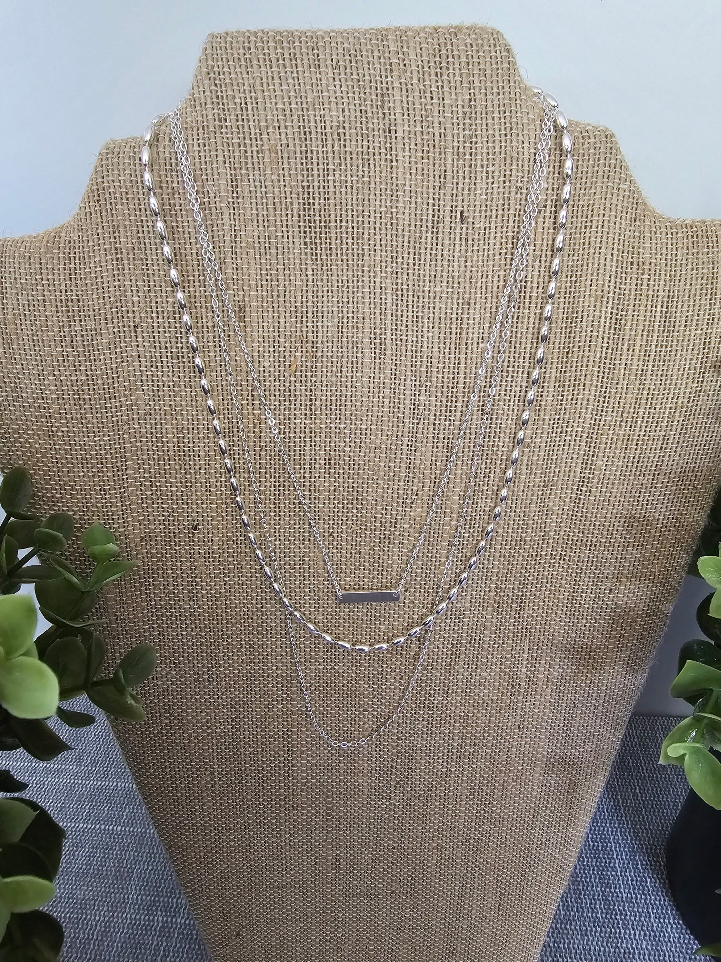 Load image into Gallery viewer, Triple Chain Silver Necklace
