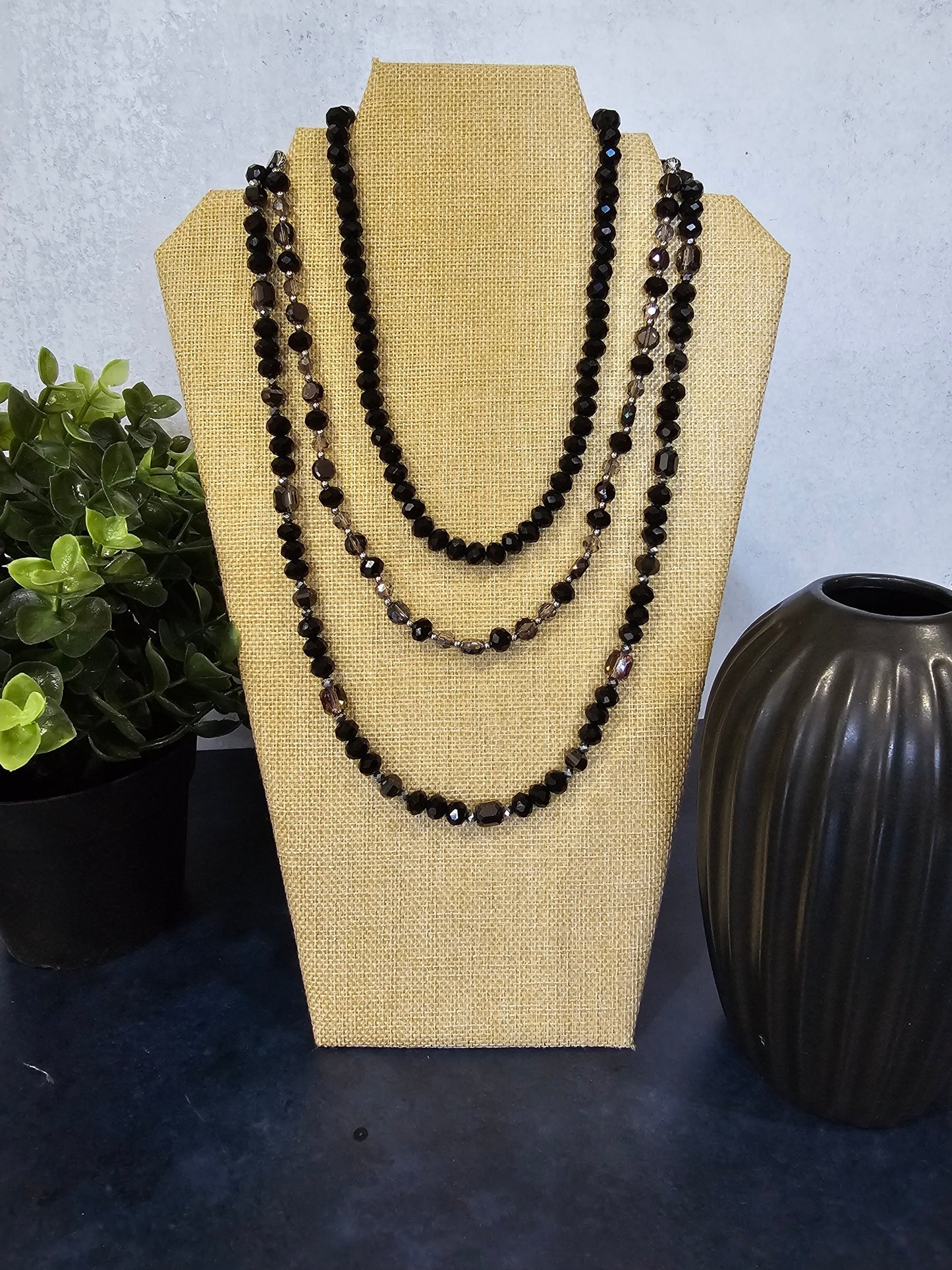 Load image into Gallery viewer, 3 strand black necklace
