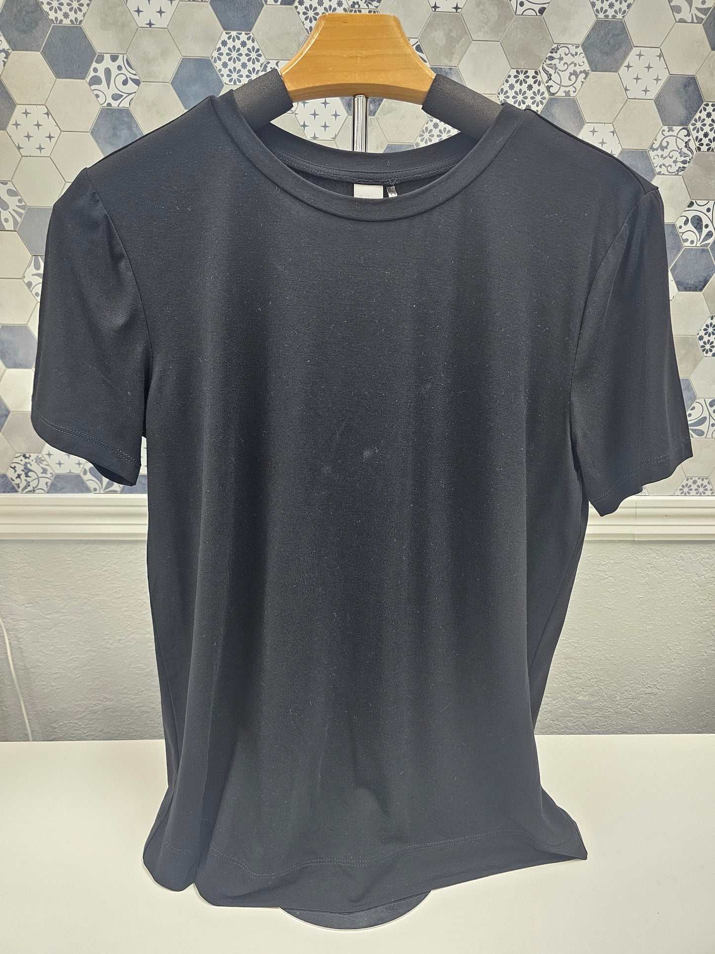 Basic Tshirt Round Neck