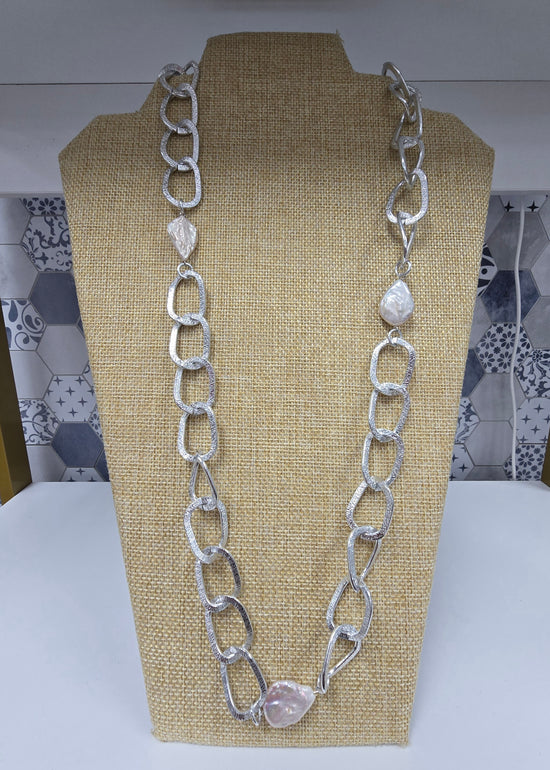 Gold Loop Coin Pearl Necklace