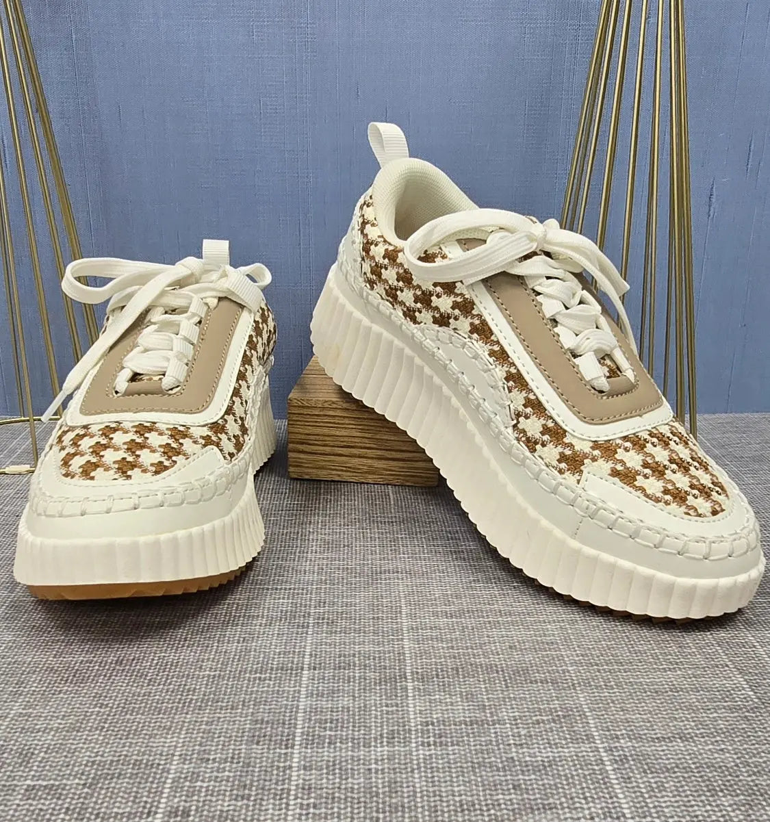 Hartley Platform Sneaker Natural Yellow Box