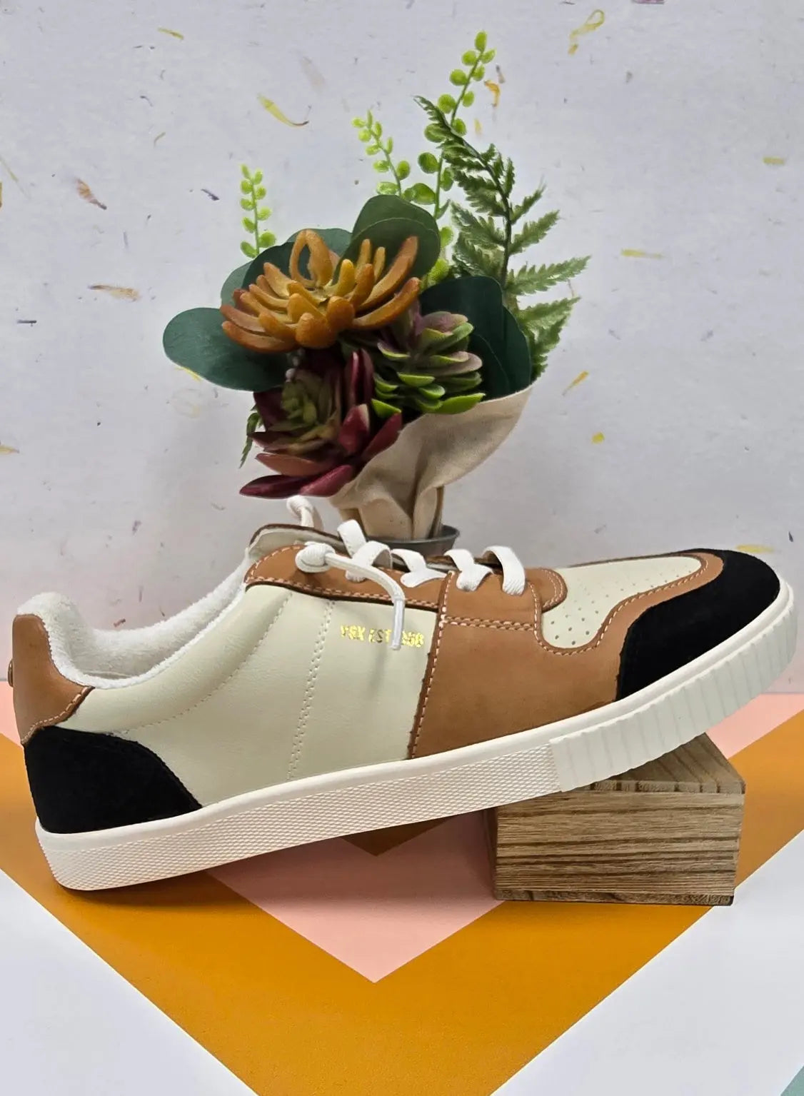 Draton Slip-On Sneaker Yellow Box