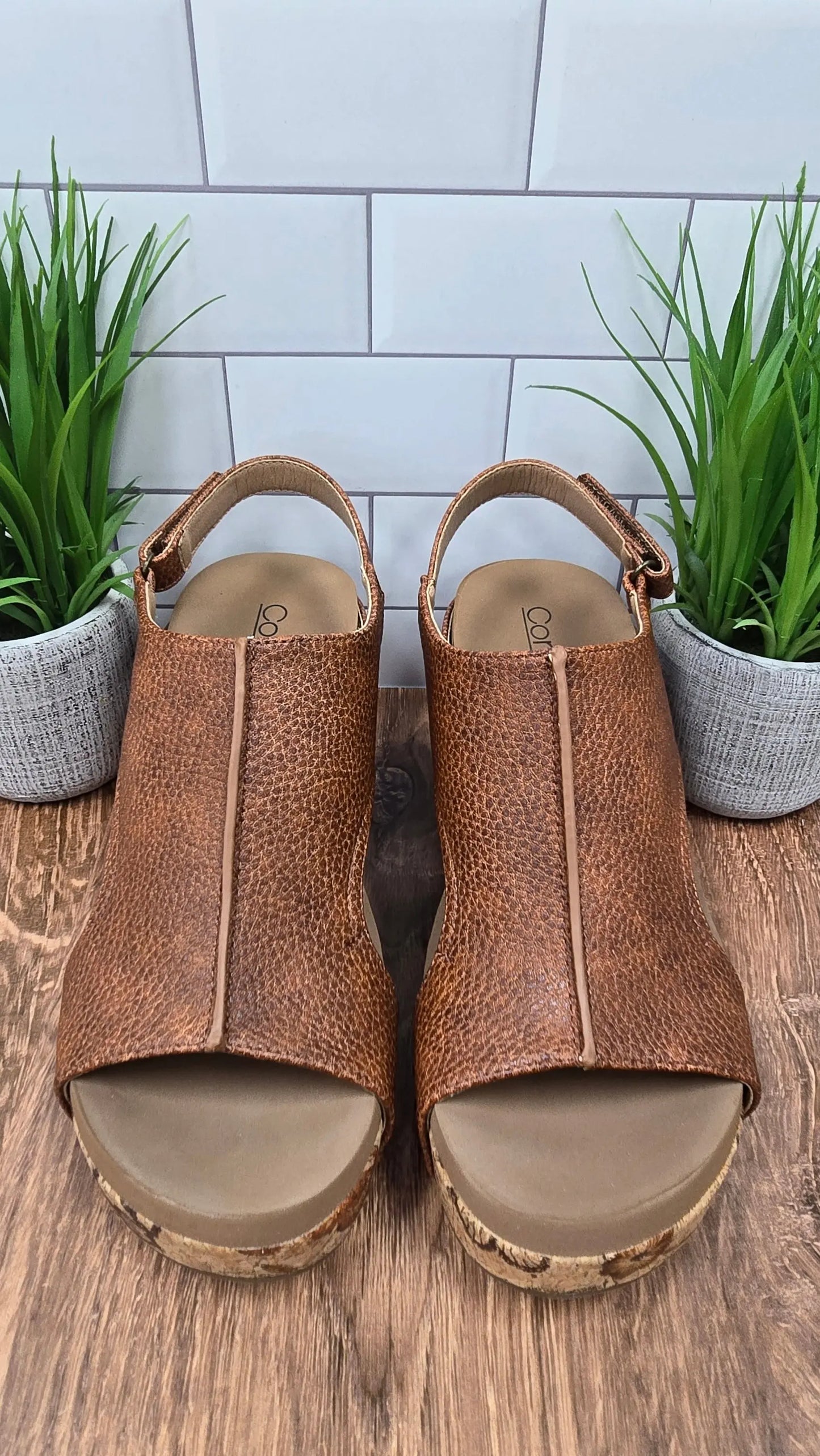 Carley Floral Corky's