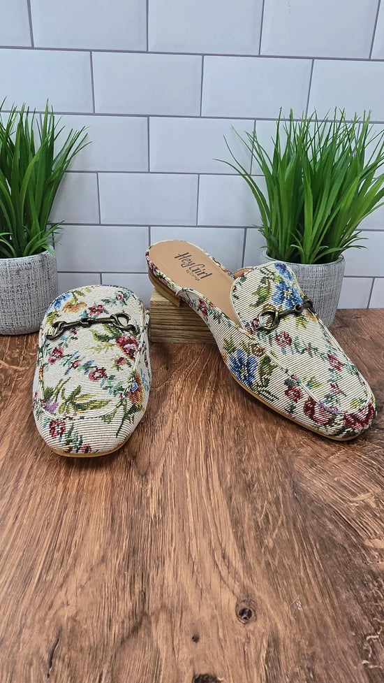 Corkys Floral Charmer Corky's