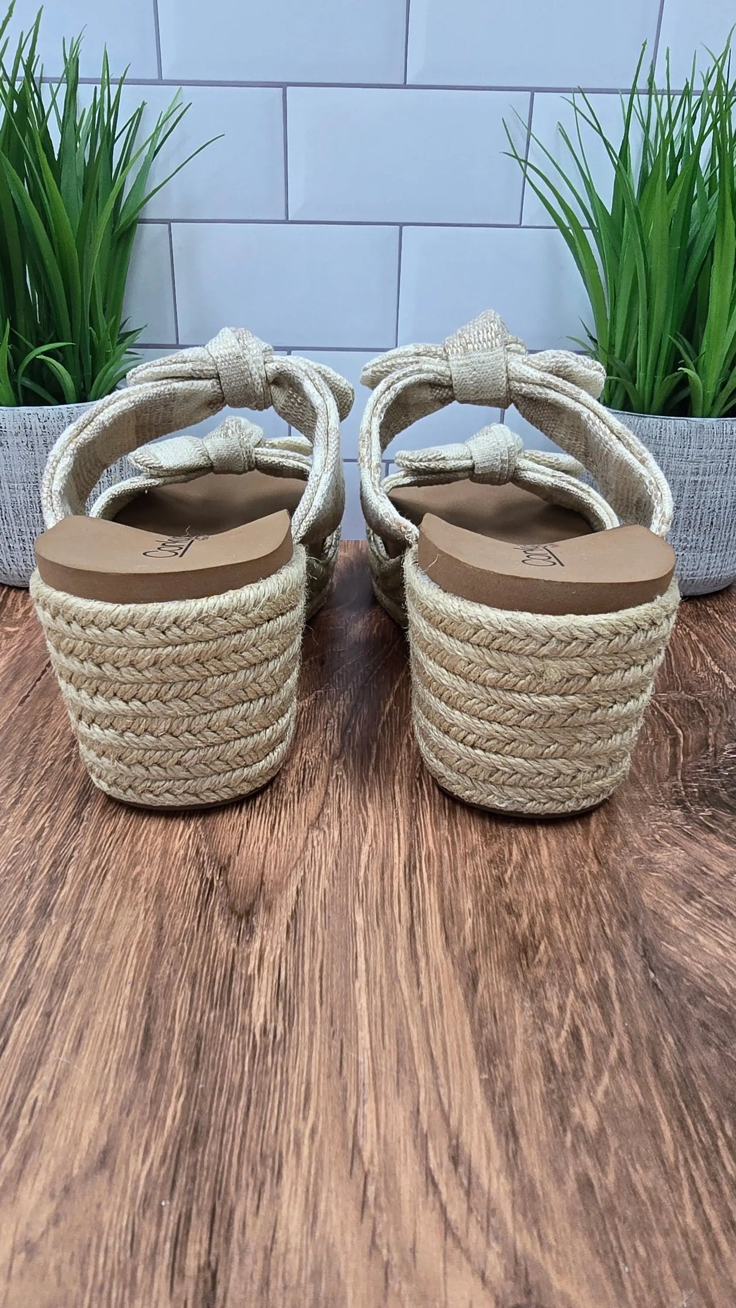 Corkys Tie the Knot Corky's