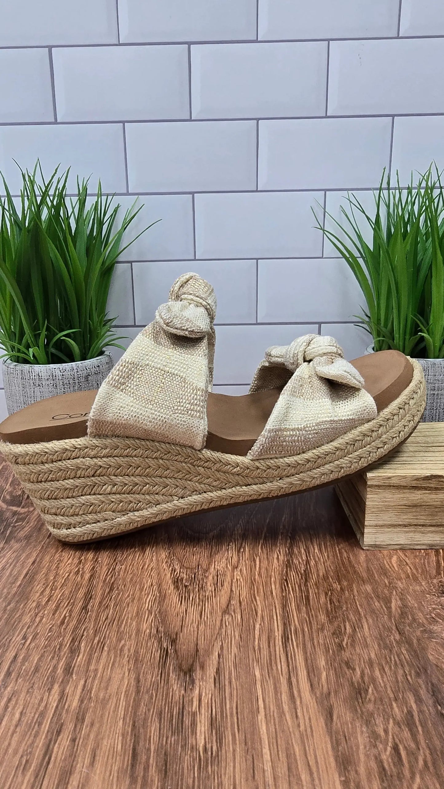 Corkys Tie the Knot Corky's