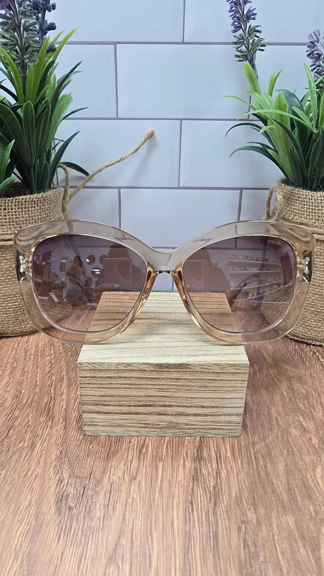 Fiona Sunglasses Freyrs Eyewear