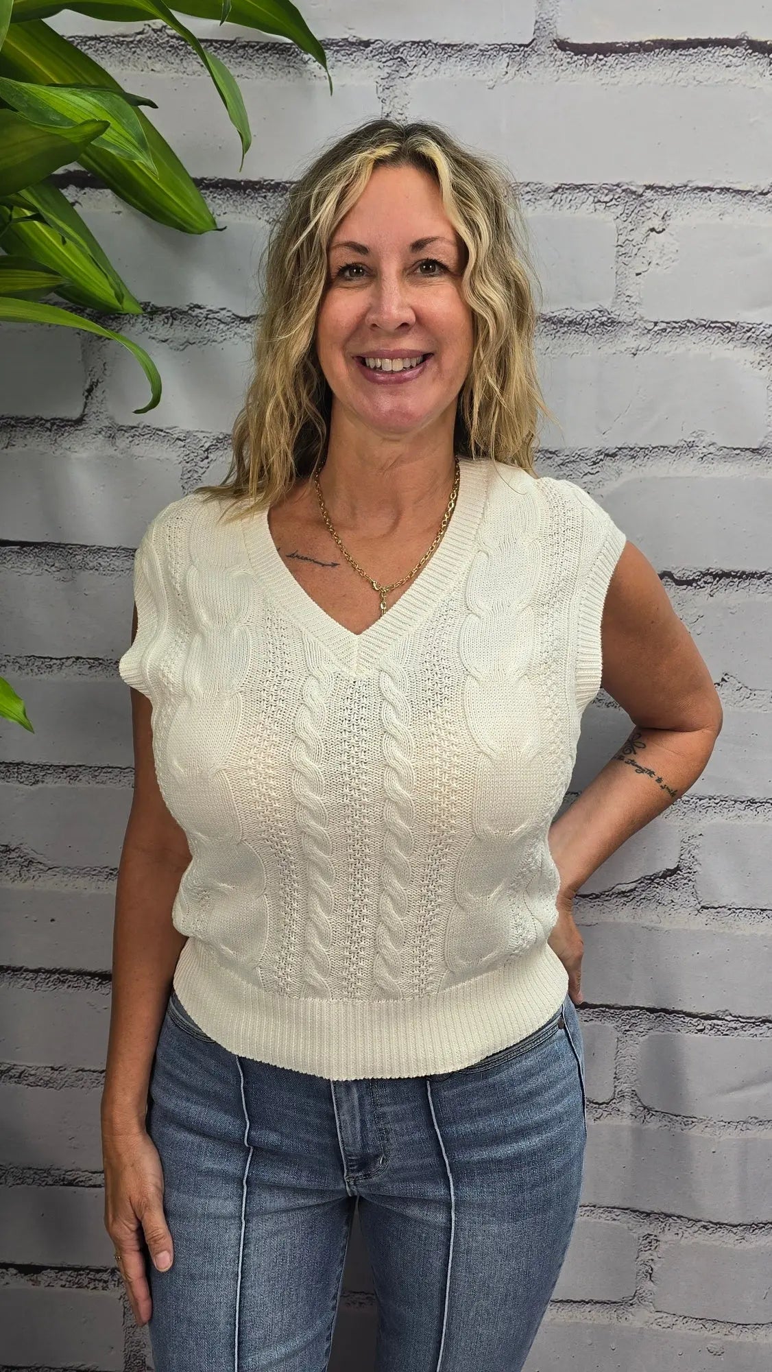 Harriet Sweater Vest Thread and Supply