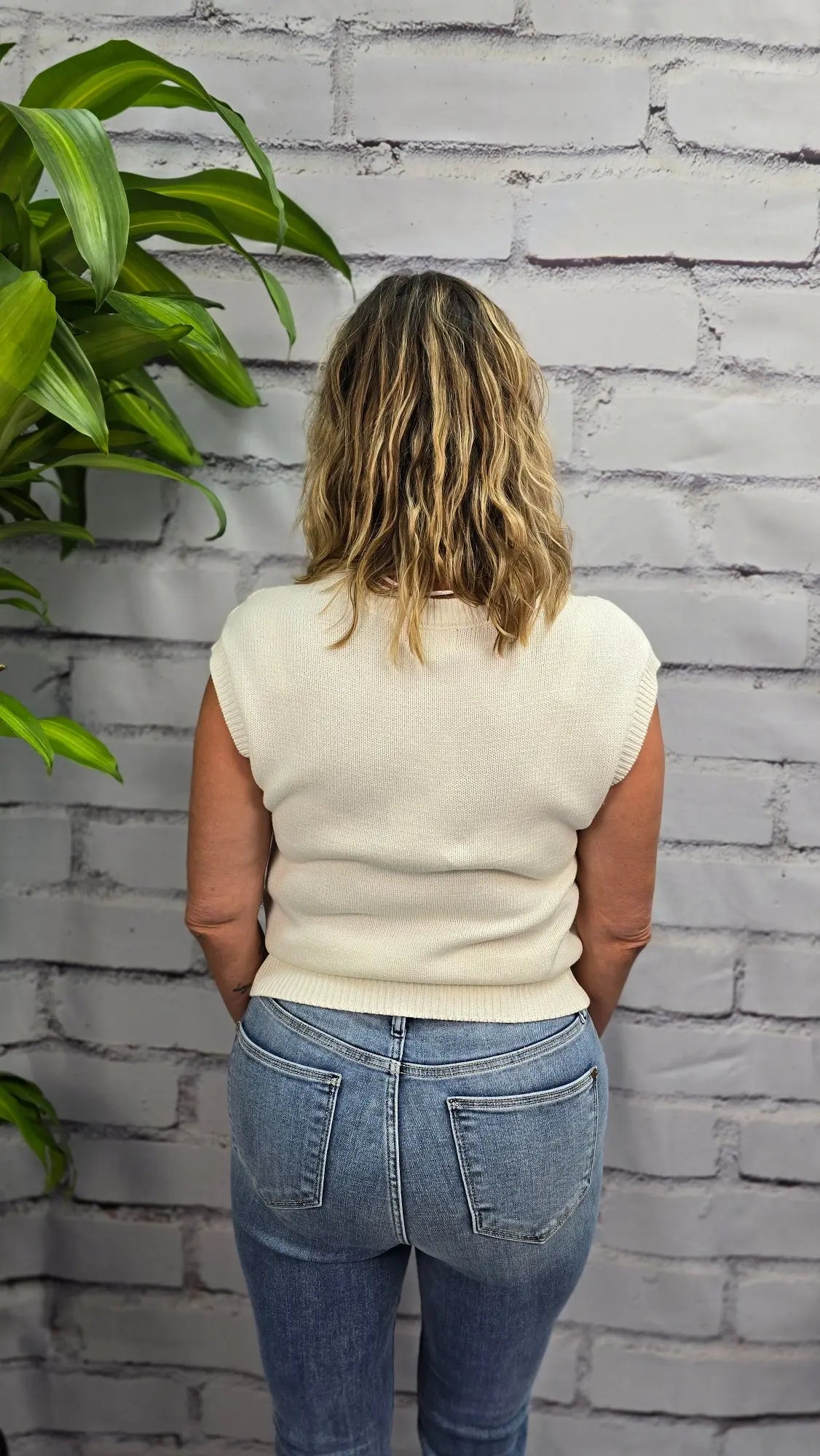 Harriet Sweater Vest Thread and Supply