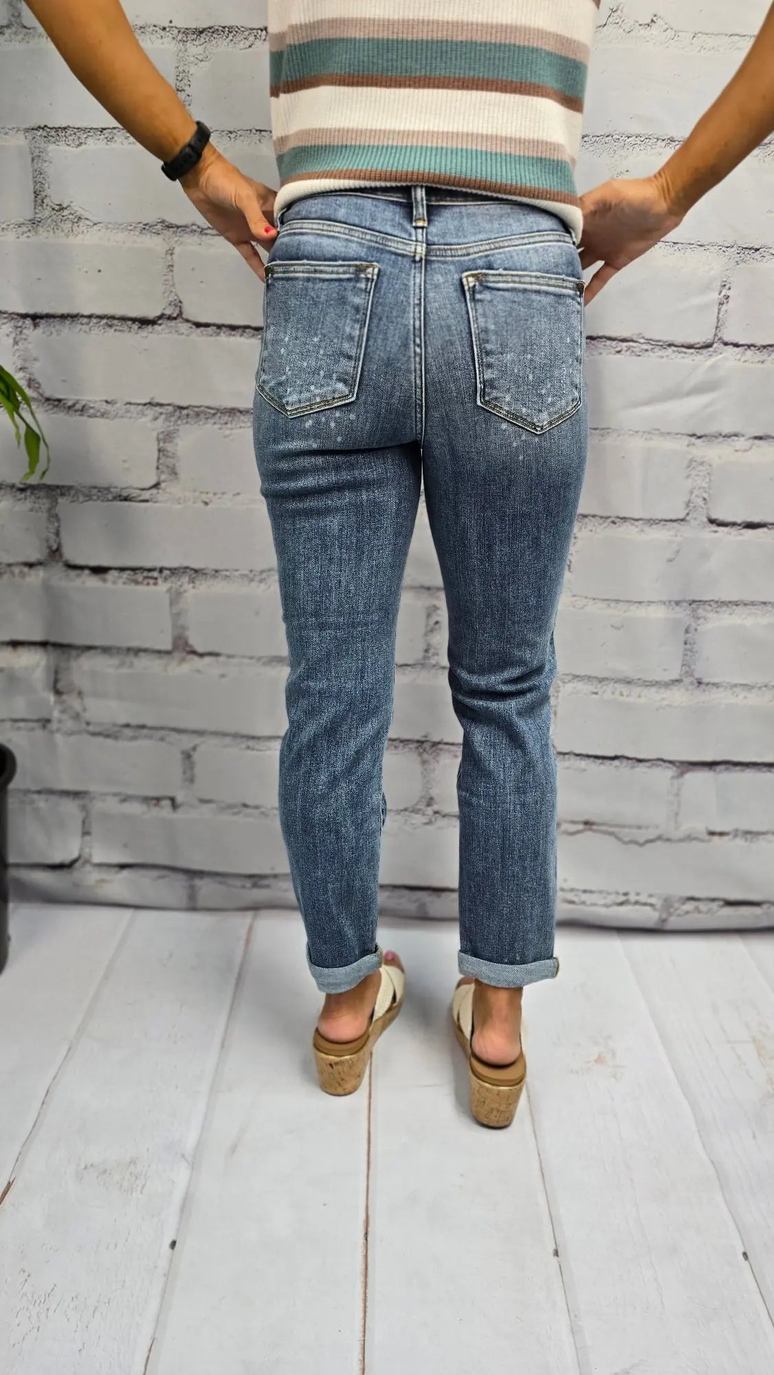 Dakota Bleach Splash Relaxed Jeans Judy Blue