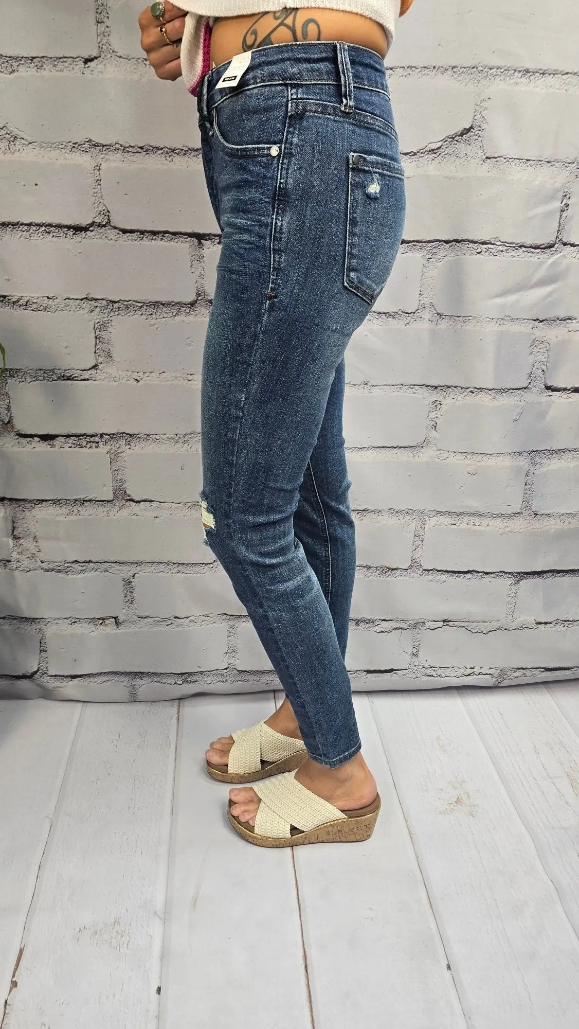 Fallon Mid-Rise Tummy Control Distressed Skinny Judy Blue