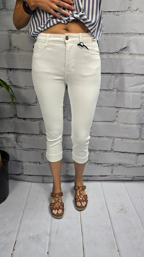 Ivy White Capri Judy Blue