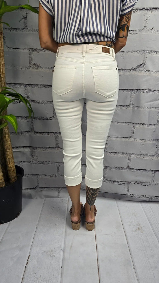 Ivy White Capri Judy Blue