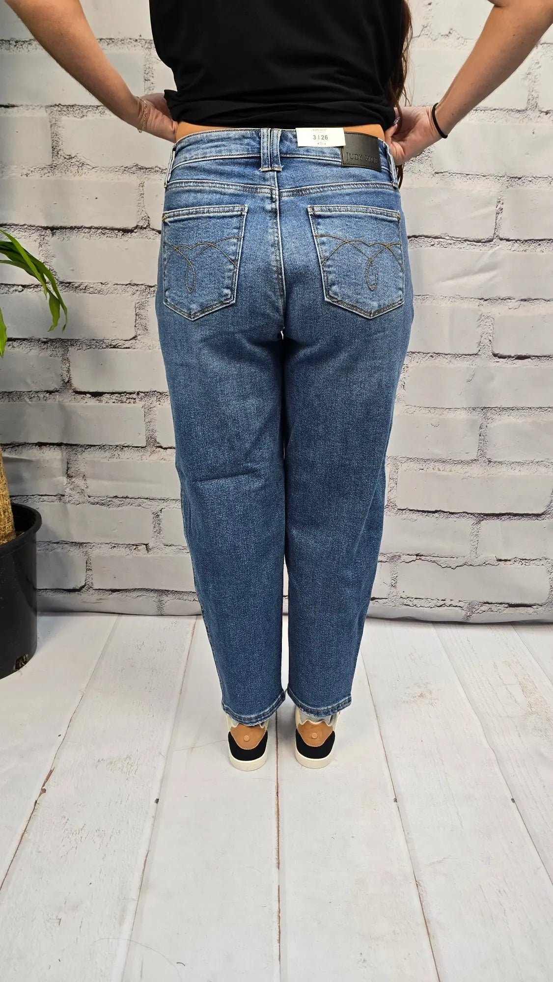 The Fallon Barrel Jeans Judy Blue
