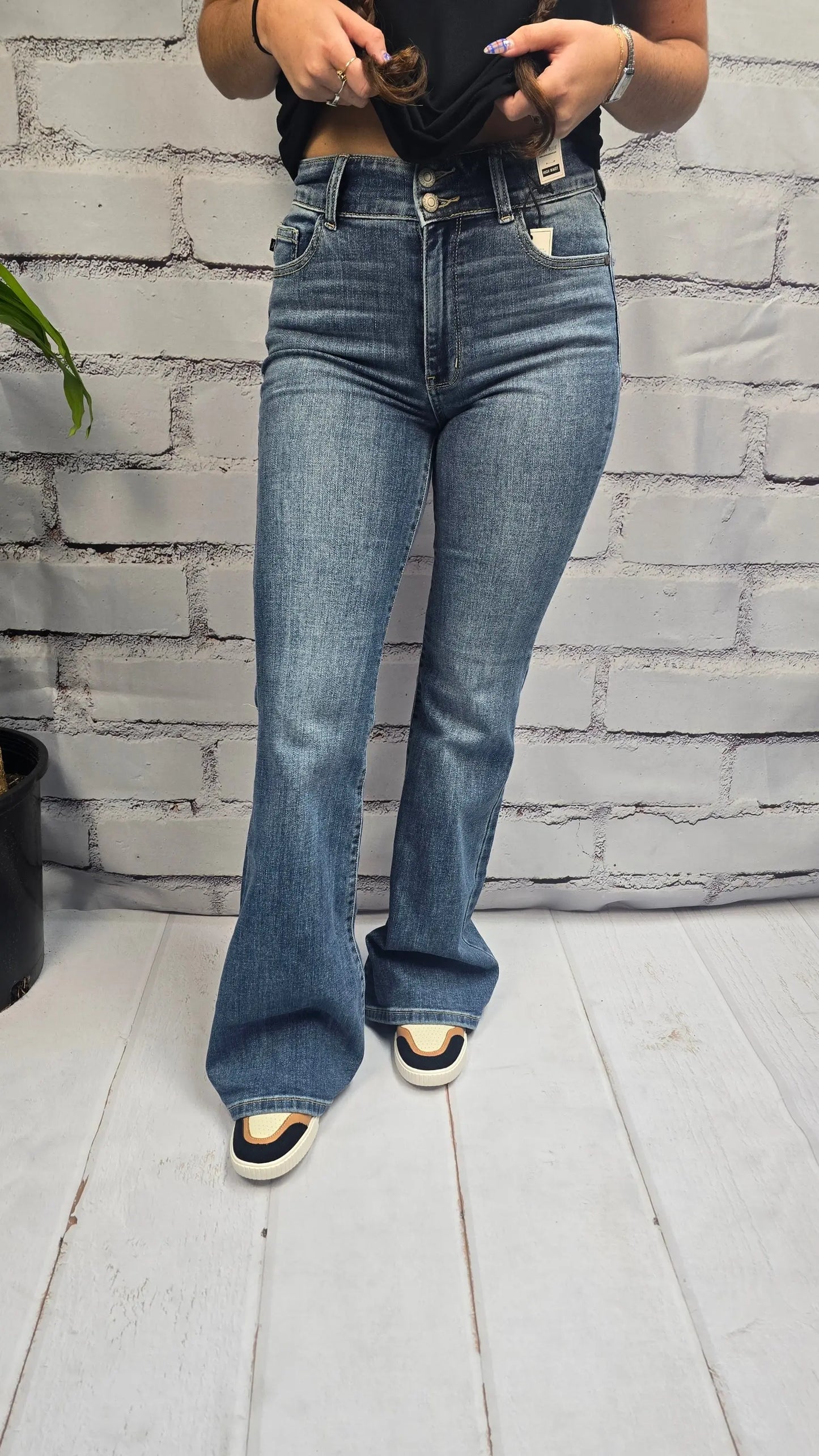 Sloane Flares Judy Blue