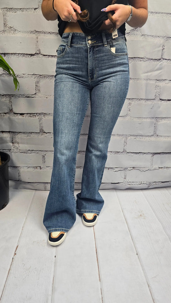 Sloane Flares Judy Blue