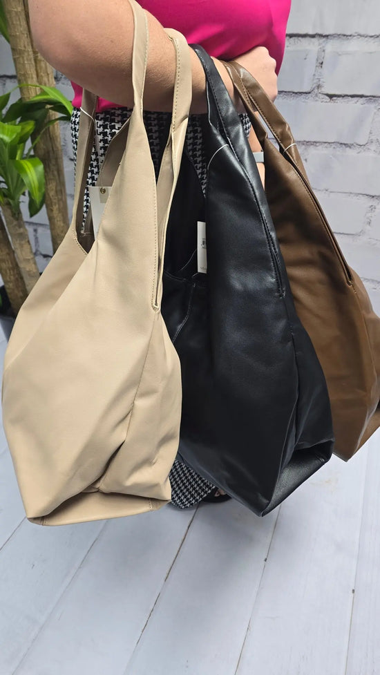 Faye Hobo Moda Luxe