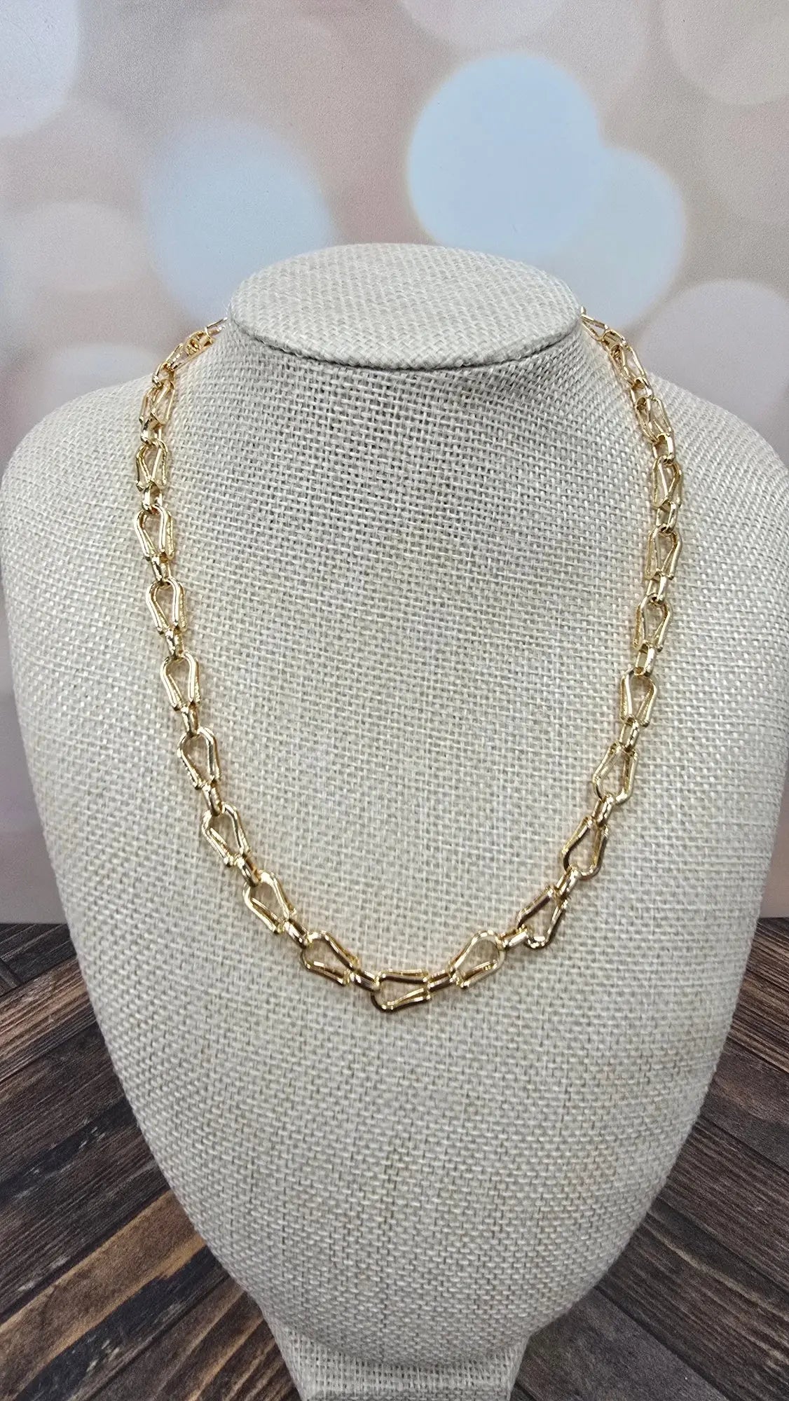 Havana Links Necklace What's Hot