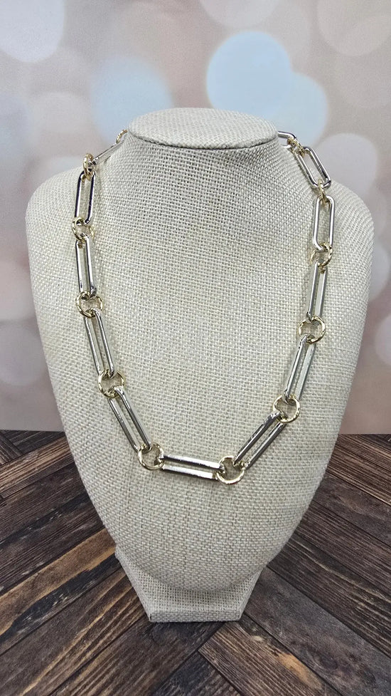 Manhattan Link Necklace What's Hot