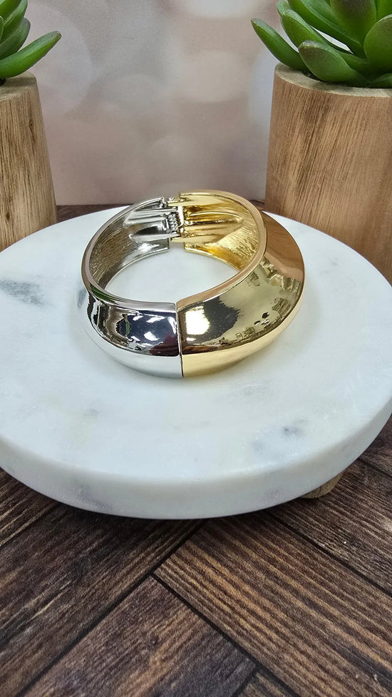 Dual Glow Bracelet What's Hot