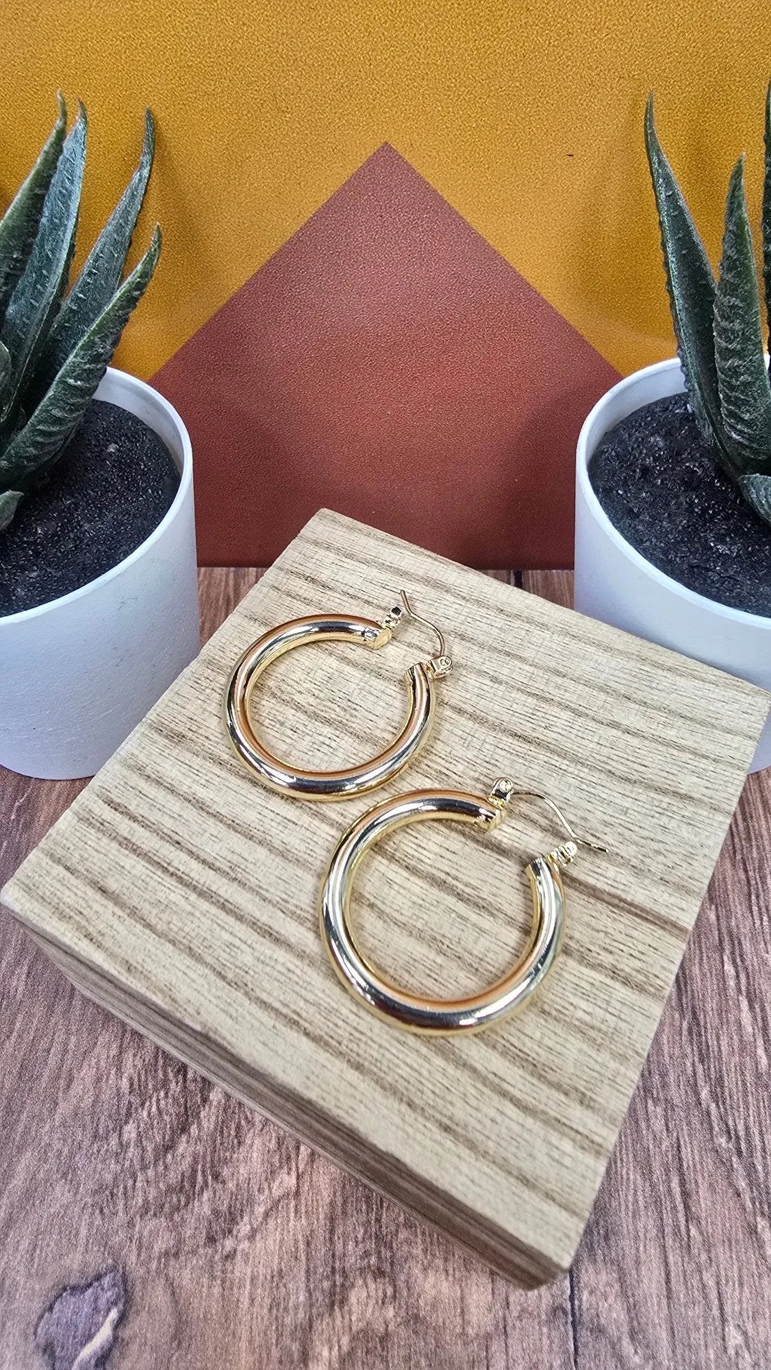 The Golden Classic Hoops What's Hot