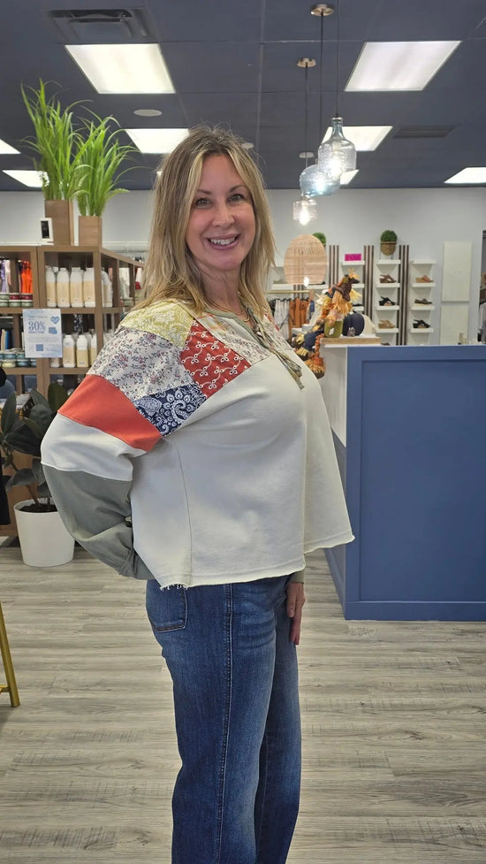 Bria pullover Multi print sweatshirt Easel