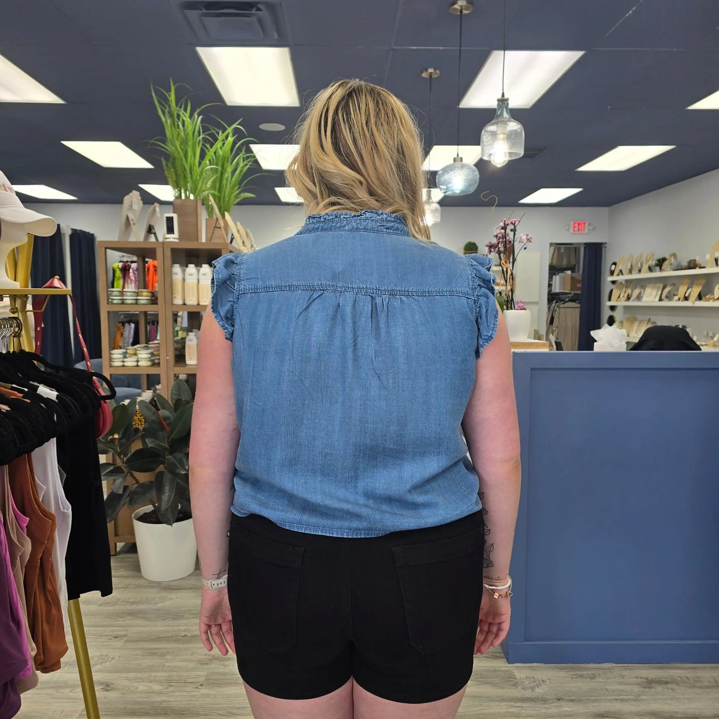 Double Button Blk trouser shorts Judy Blue