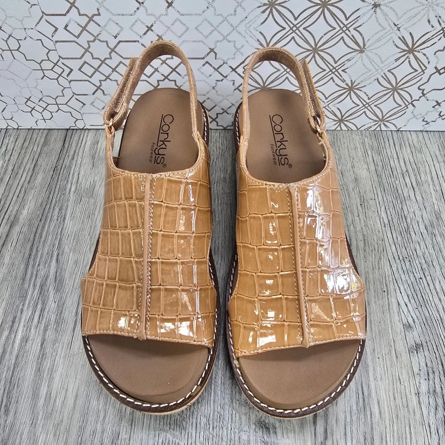 Corkys Volta Carmel Croc Corkys