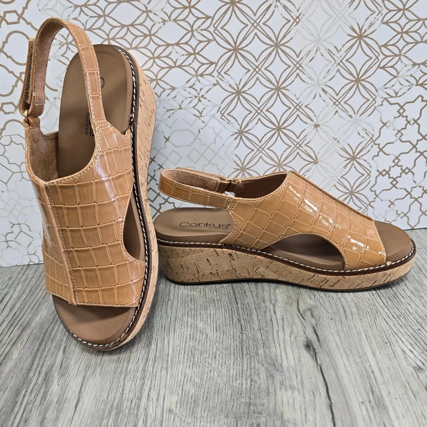 Corkys Volta Carmel Croc Corkys