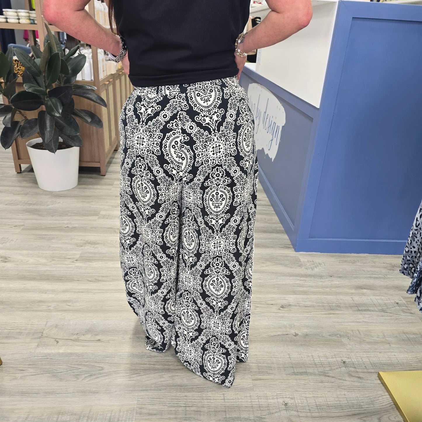 Monaco Print Pants She+Sky