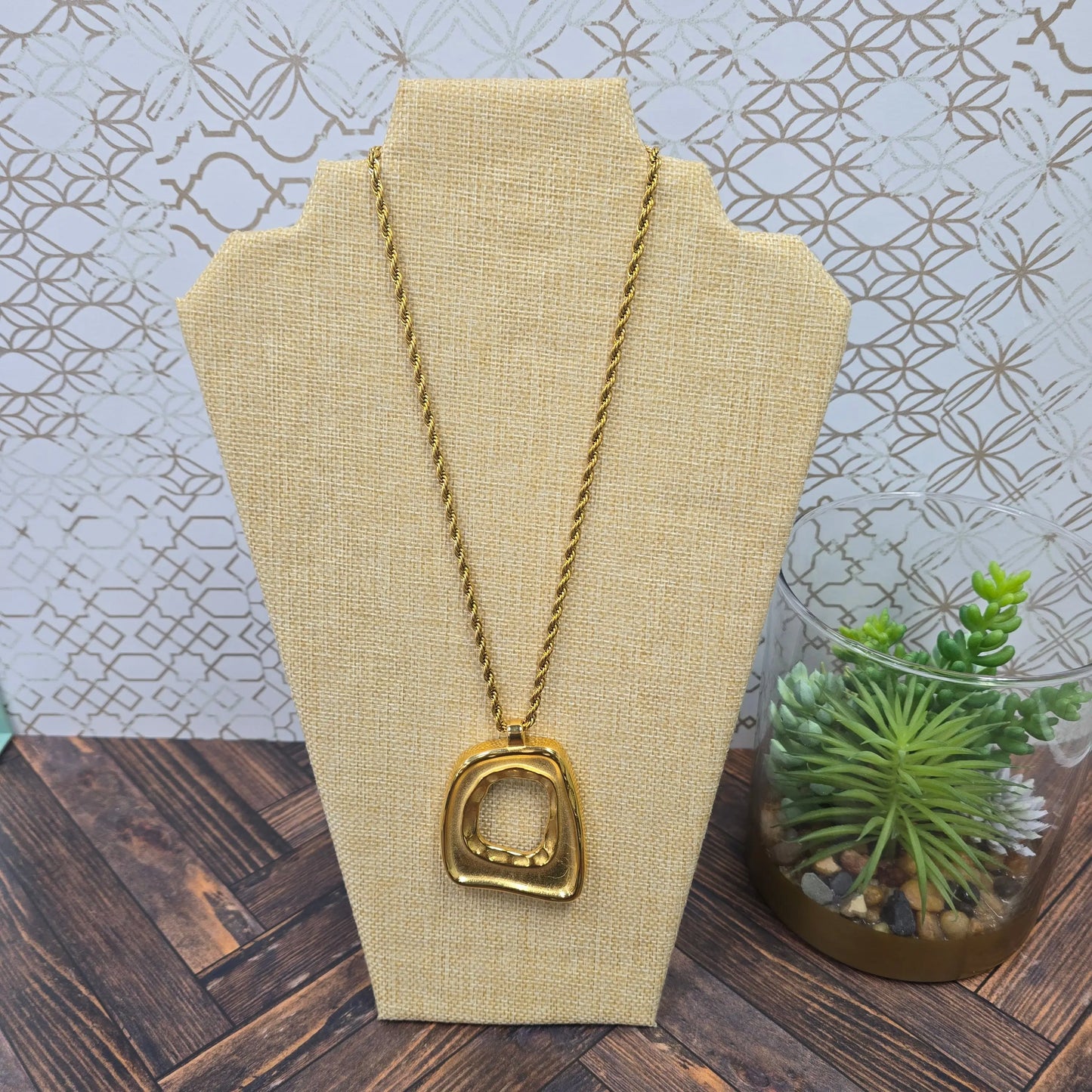 Taylor Necklace ChanSuttPearls