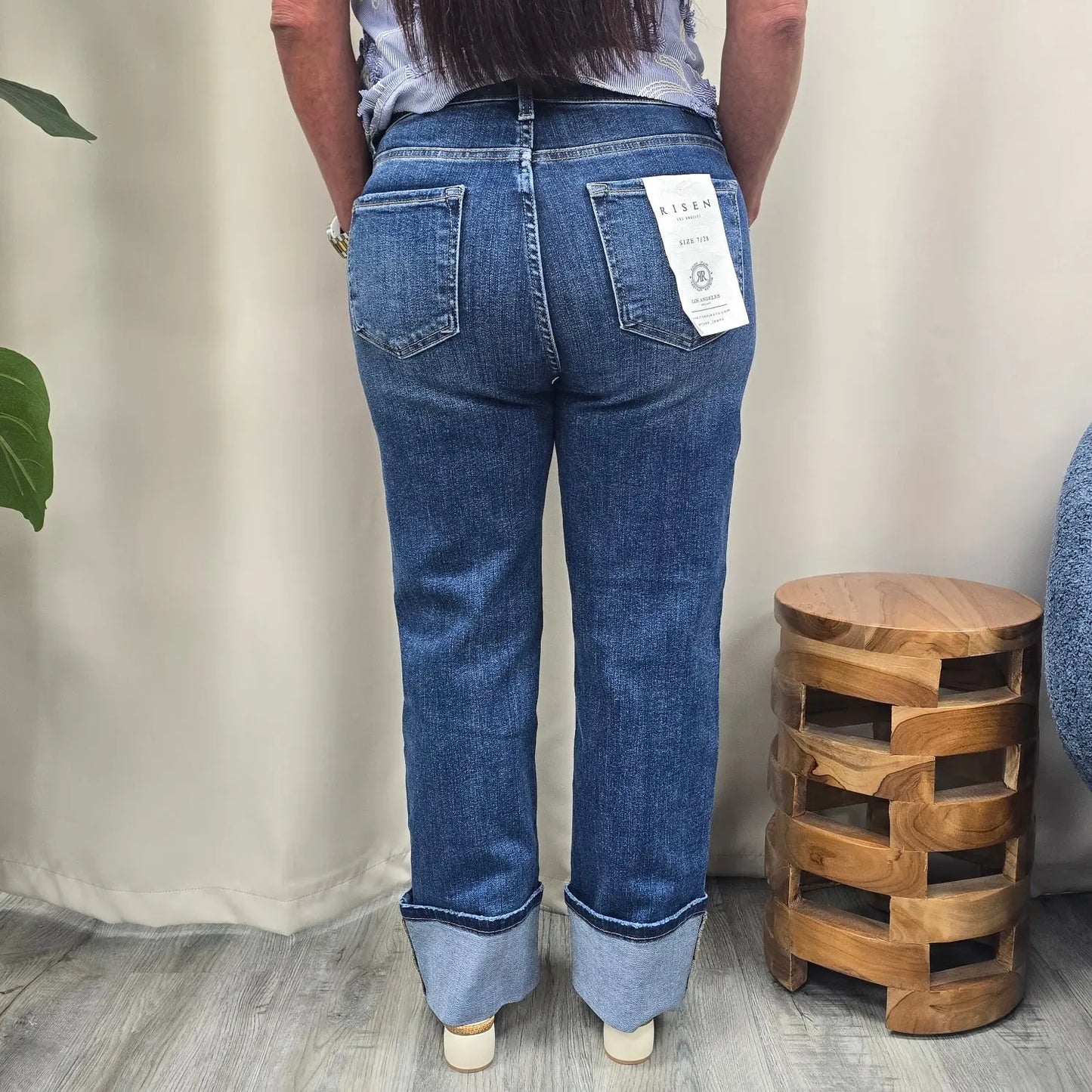 Ankle Straight Cuffed Jeans risen