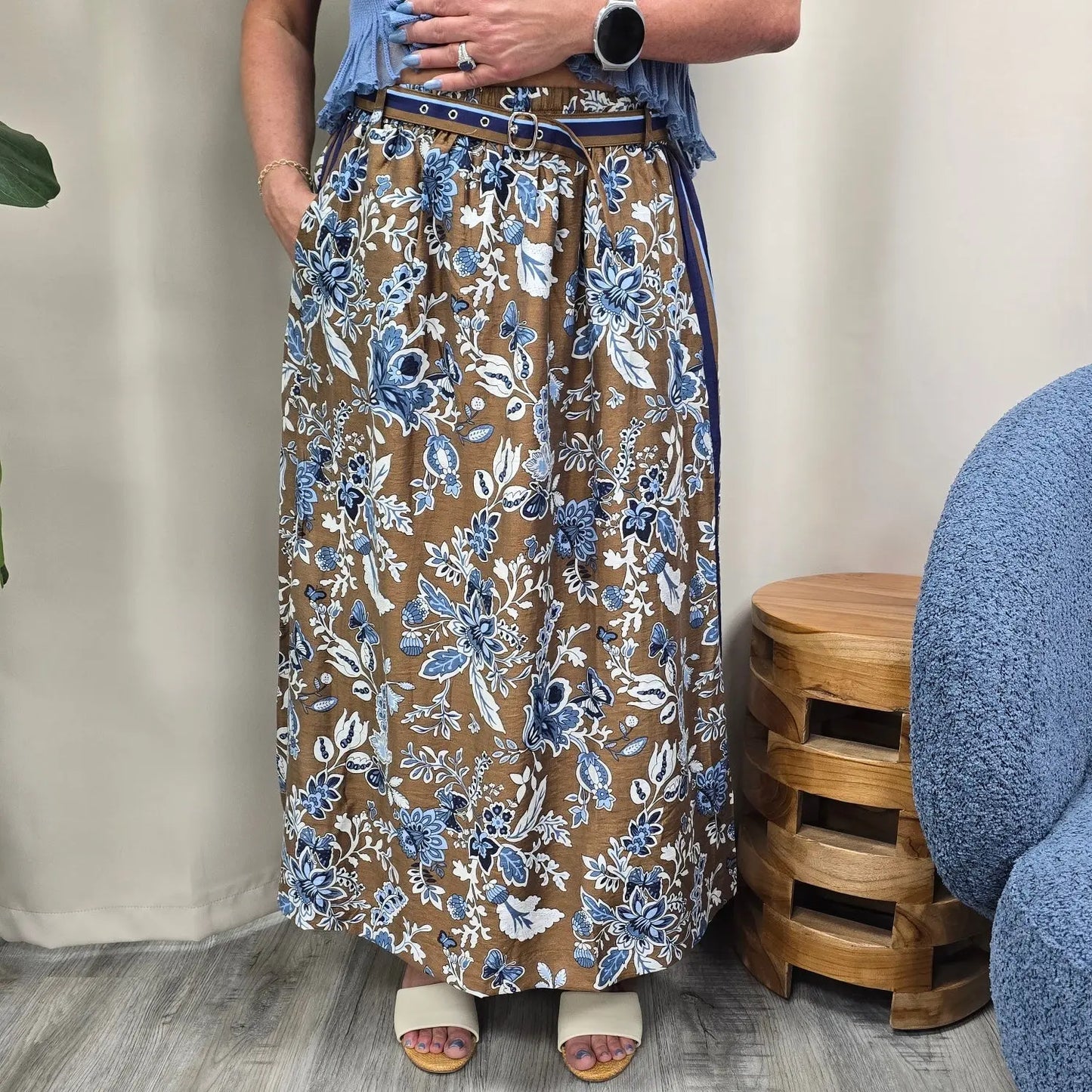 skirt with belt current air