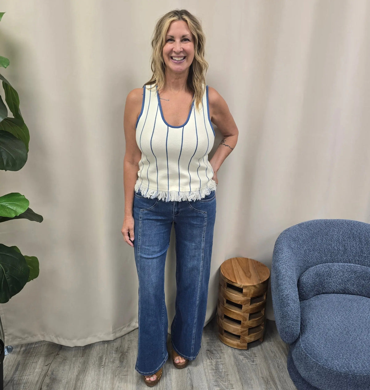 Noelle Side Panel Wide Leg Jeans MIca
