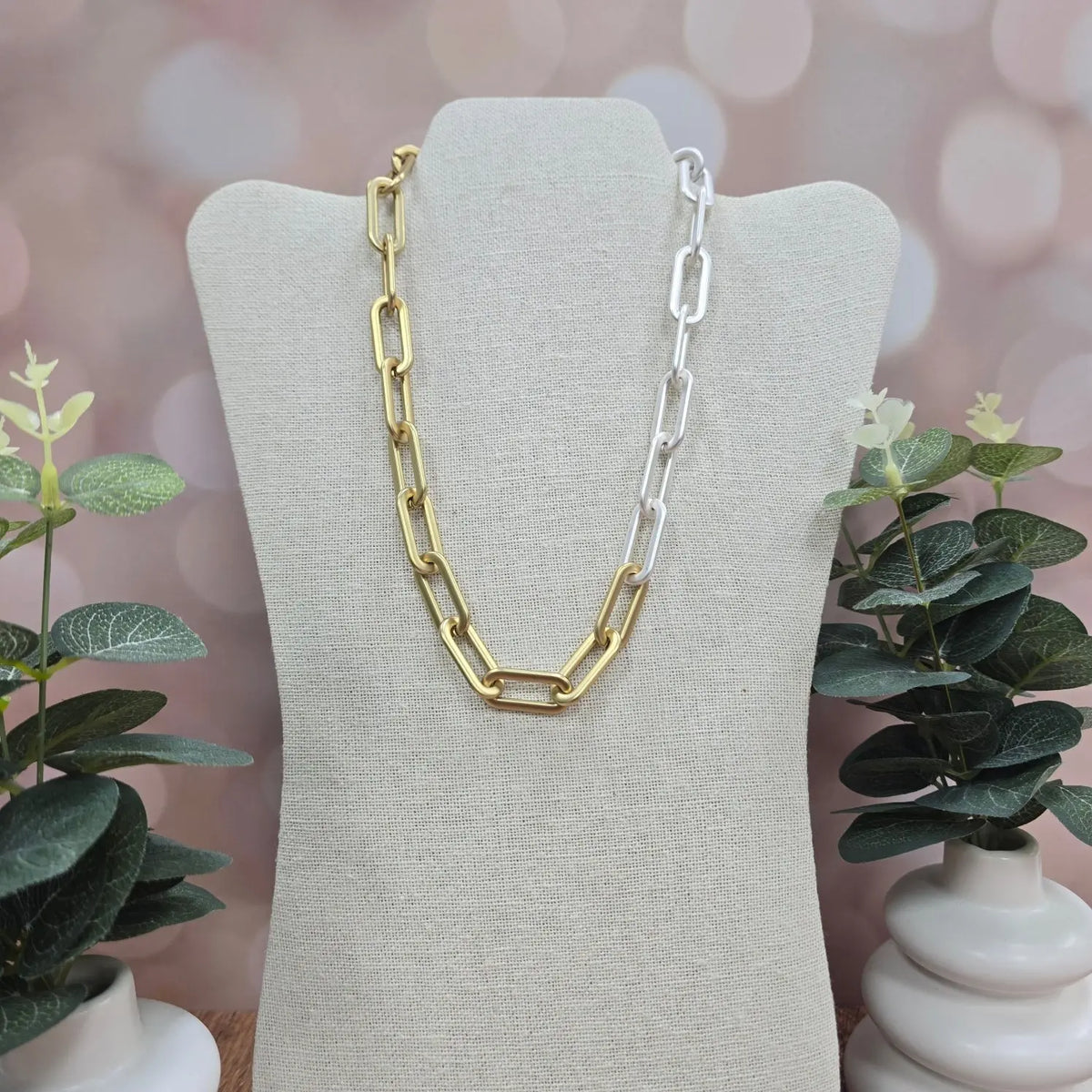 Two-Tone Cable Link Collar Necklace Zenzii