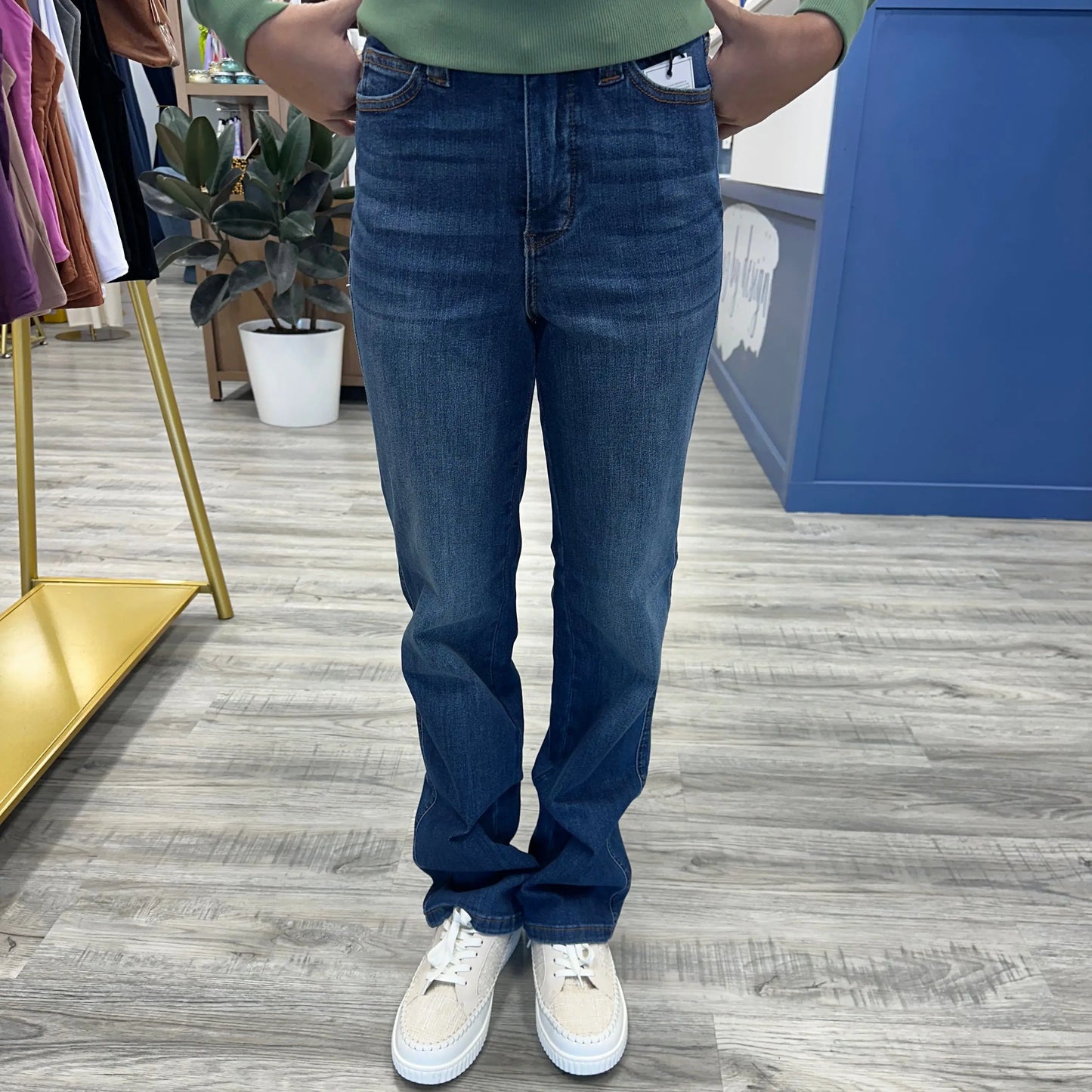 Hayes Straight Legs Judy Blue