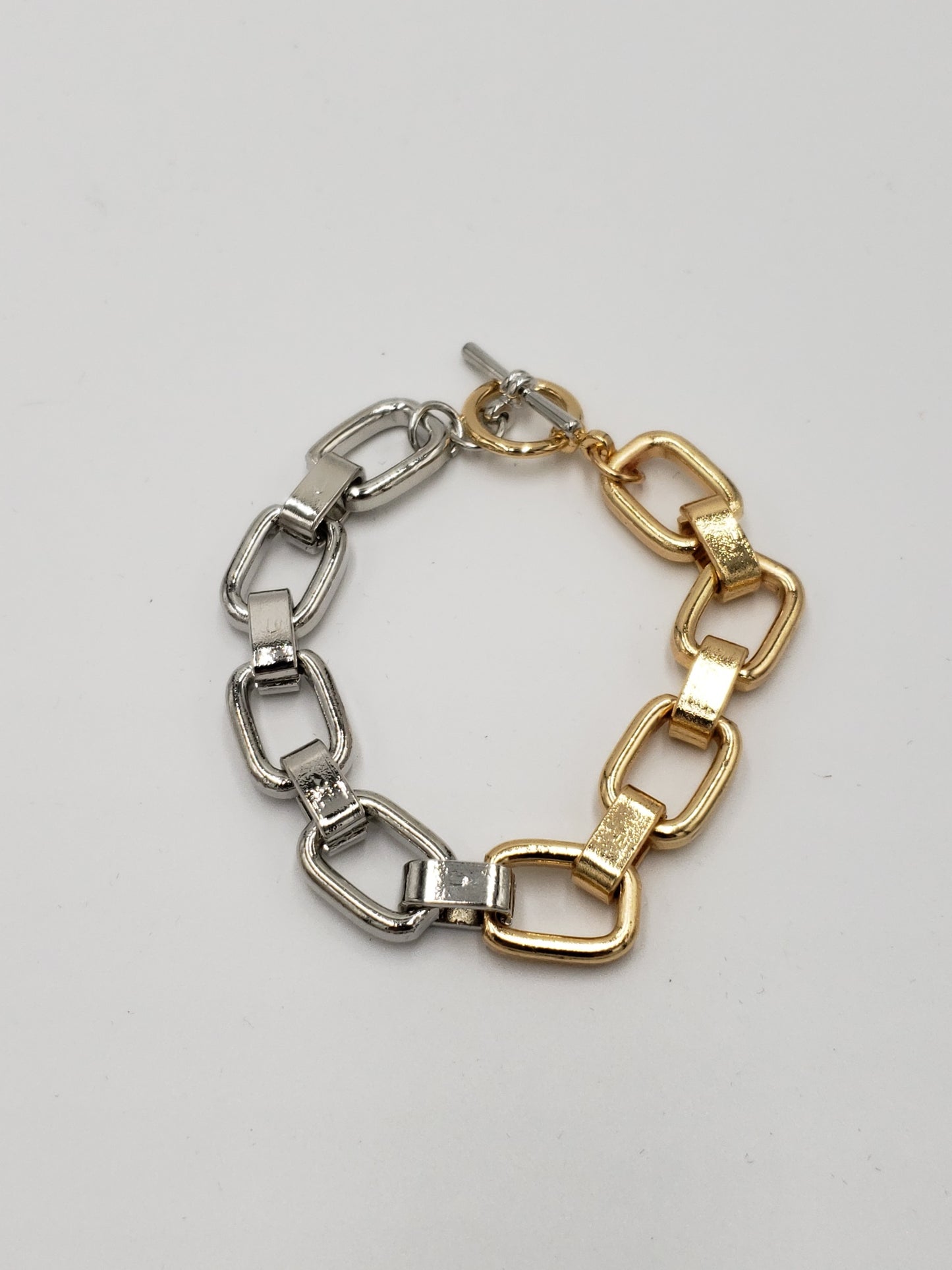 Load image into Gallery viewer, 2 Tone Chain Bracelet
