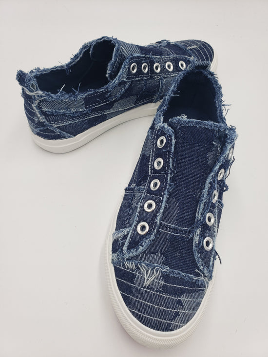 Load image into Gallery viewer, Dark Denim Patch Slip On Shoes

