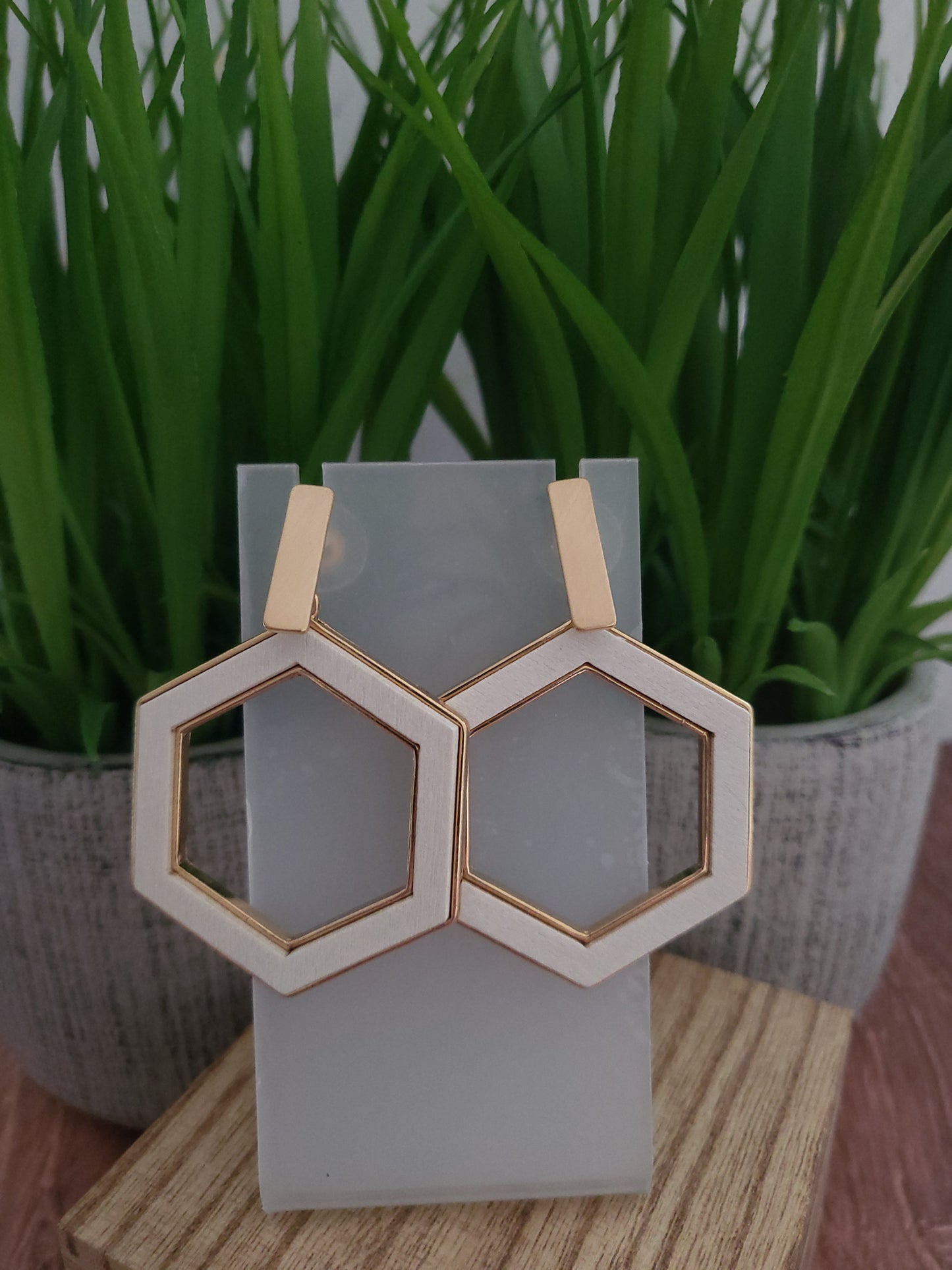 Load image into Gallery viewer, Hexagon Earrings
