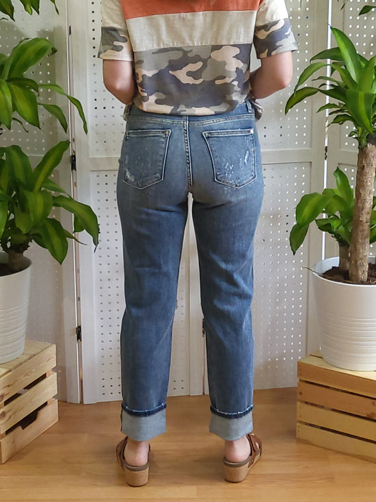 Load image into Gallery viewer, JB Bleached &amp;amp; Destroyed Boyfriend Jeans

