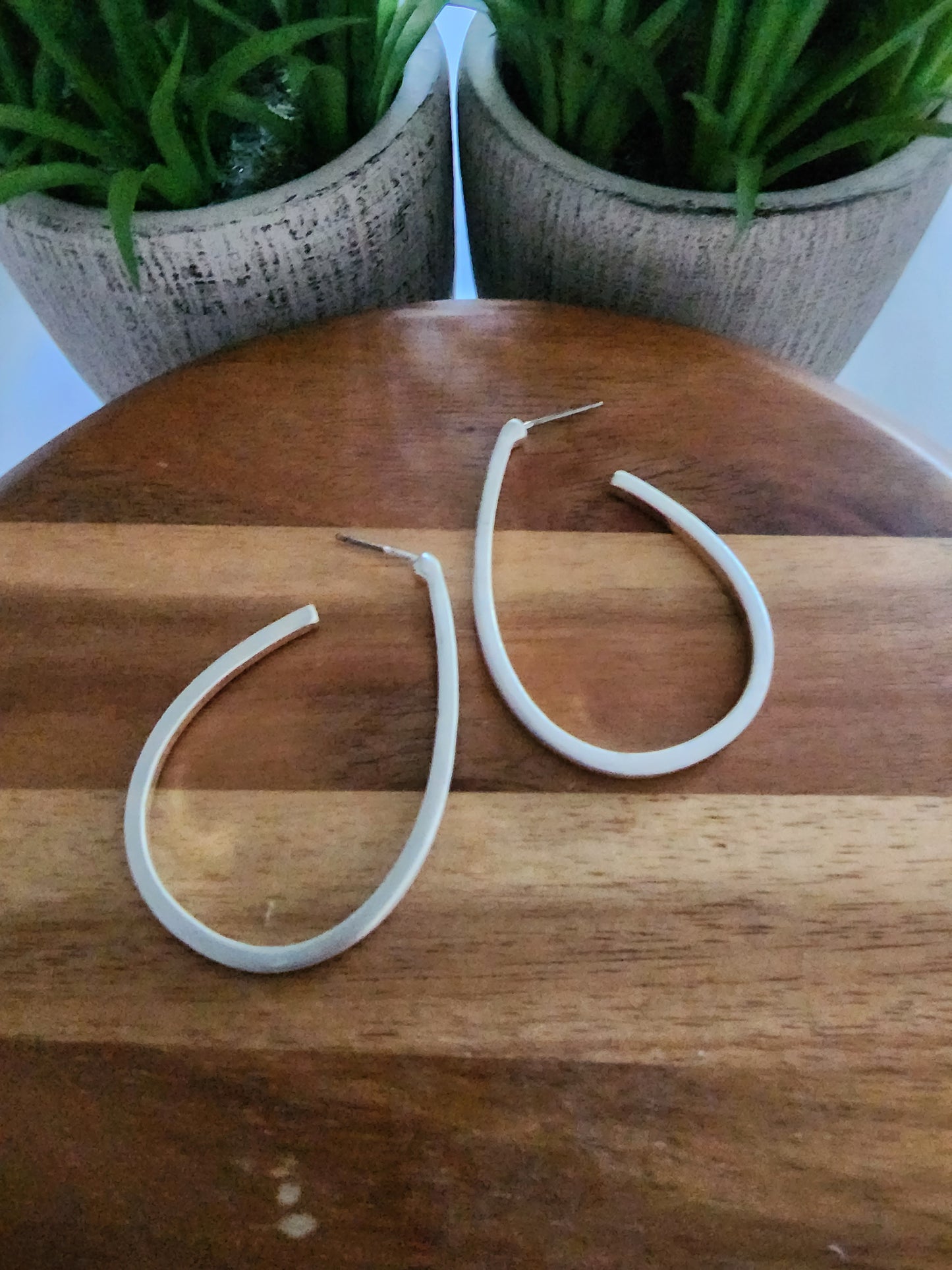 Smooth Matte Hoops