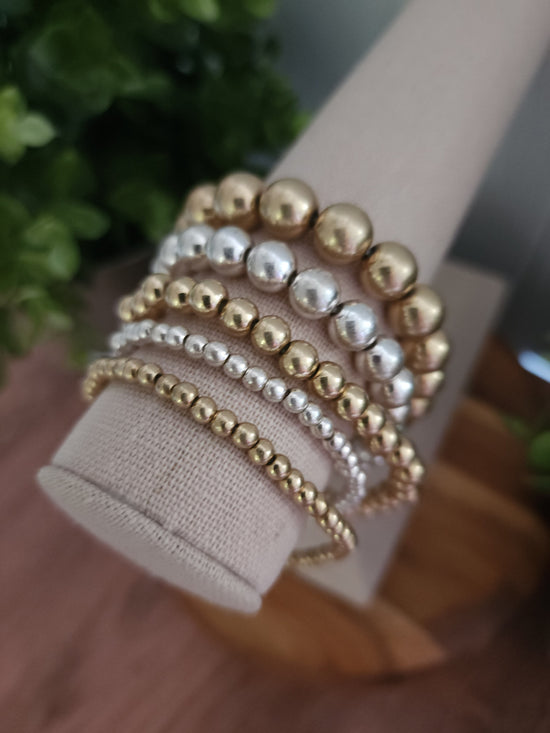 Load image into Gallery viewer, Gold &amp;amp; Silver Beaded Bracelet
