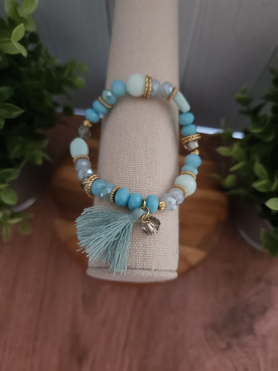 Load image into Gallery viewer, Teal &amp;amp; Gold Beaded Bracelet
