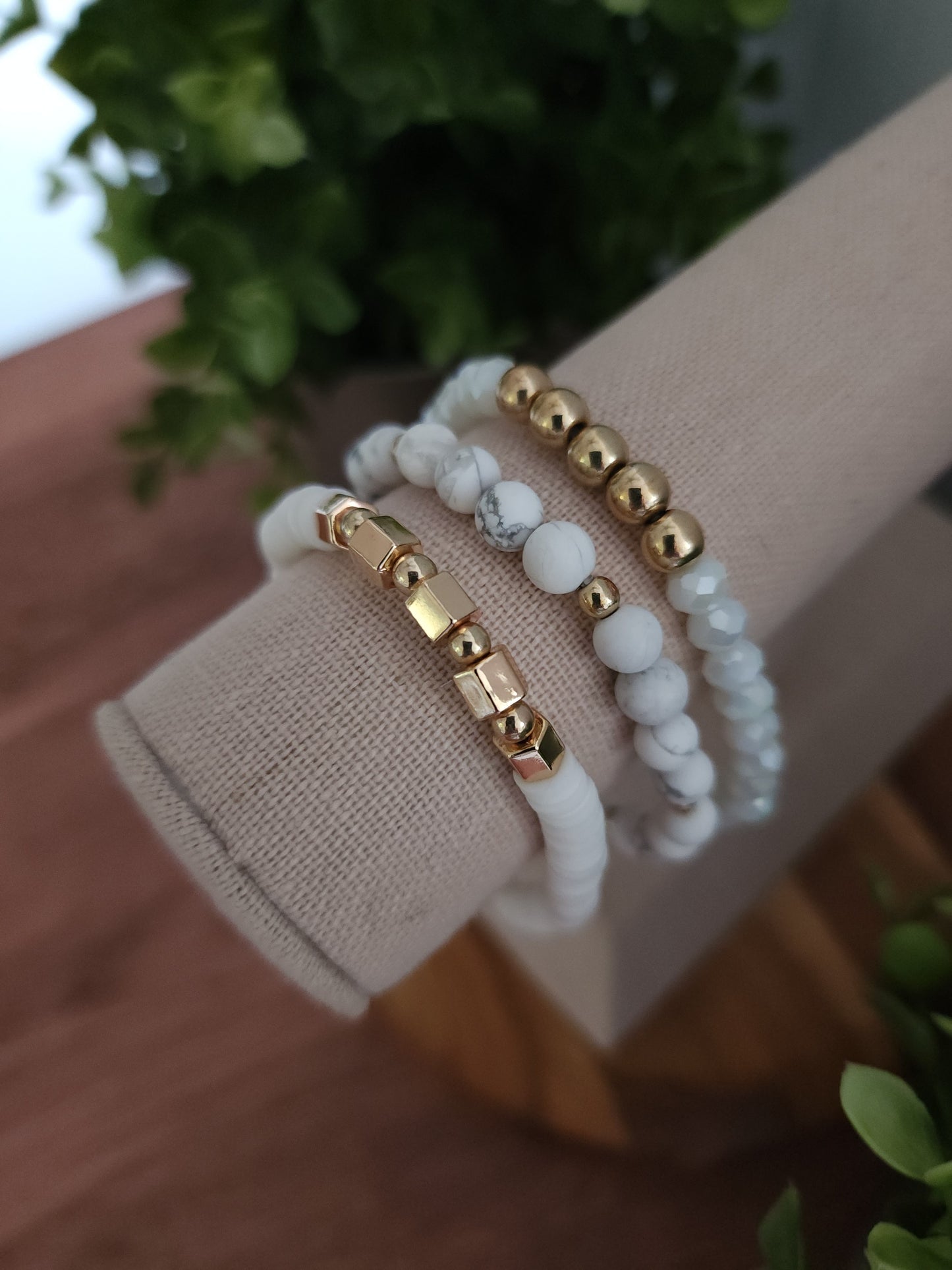 Load image into Gallery viewer, 3 strand white &amp;amp; gold set
