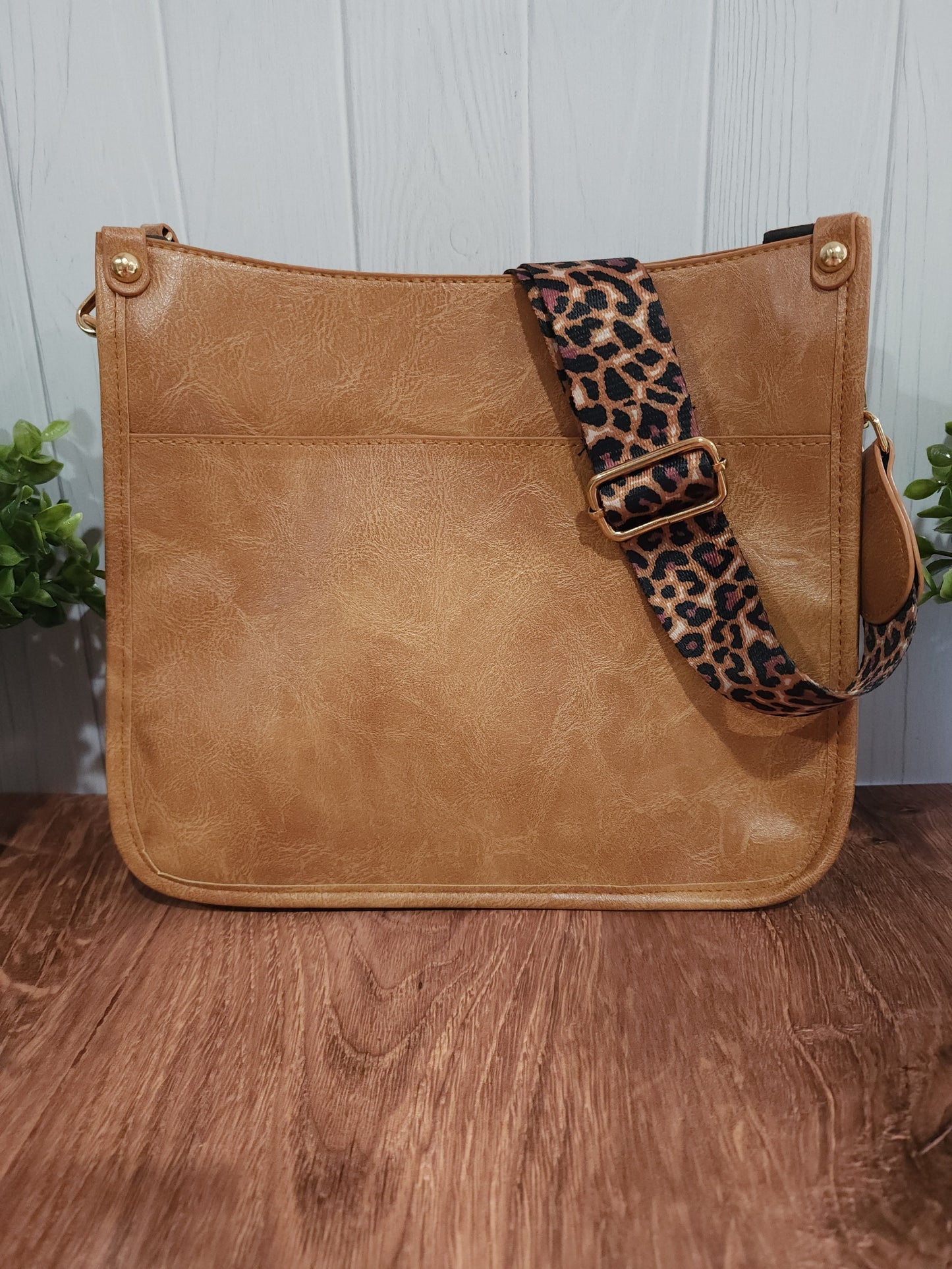 Load image into Gallery viewer, Leopard Strap Crossbody
